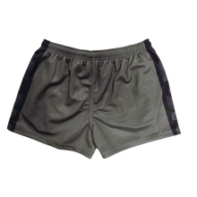 Load image into Gallery viewer, Footy Shorts with pockets - Silt Camo
