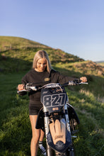 Load image into Gallery viewer, Staple Cropped Crew - Black
