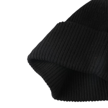 Load image into Gallery viewer, Shack Winter Beanie - Black
